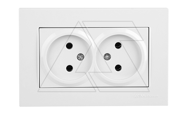 Двойная розетка без заземления