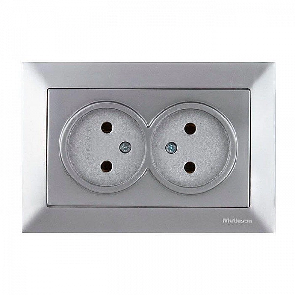 Двойная розетка без заземления марки «Mutlusan». Серия «Rita». Цвет: Нержавеющая сталь