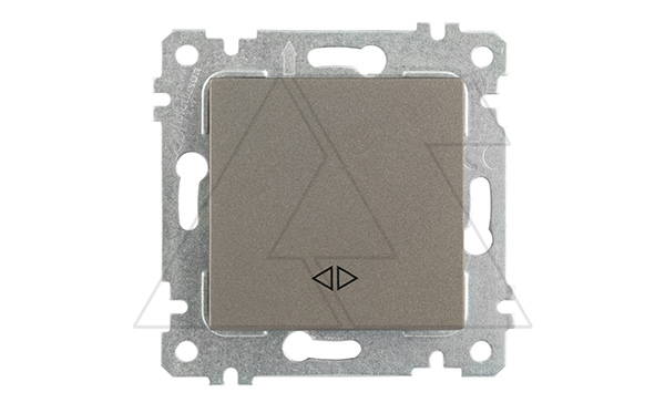 Выключатель перекрестный