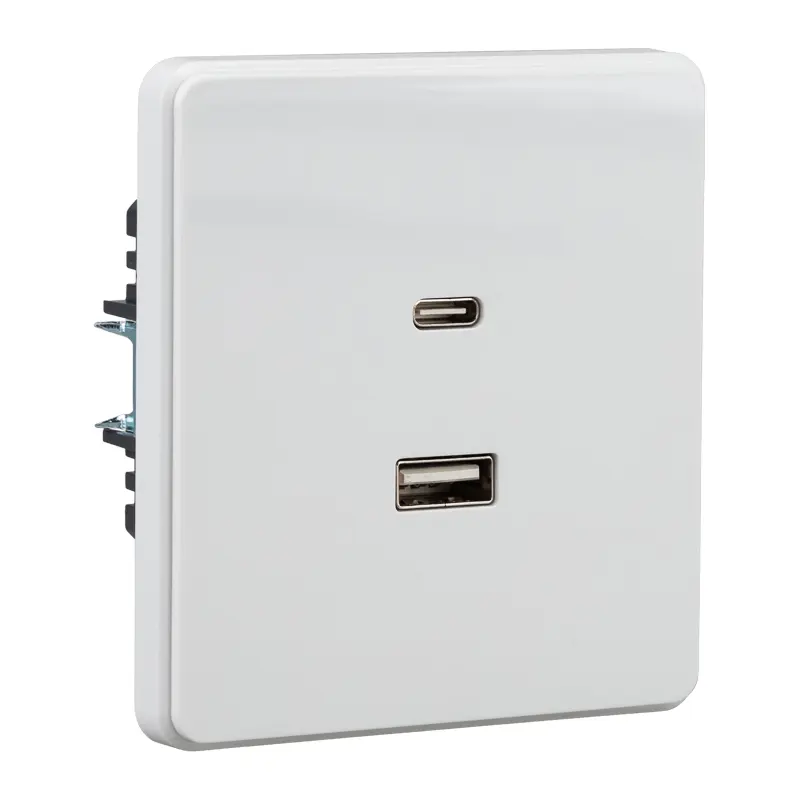 Розетка USB-A+Type-C 3А с функцией быстрой зарядки 