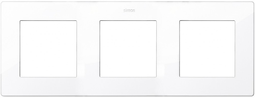 Рамка 3-местная марки «Simon». Серия «24». Цвет: Белый